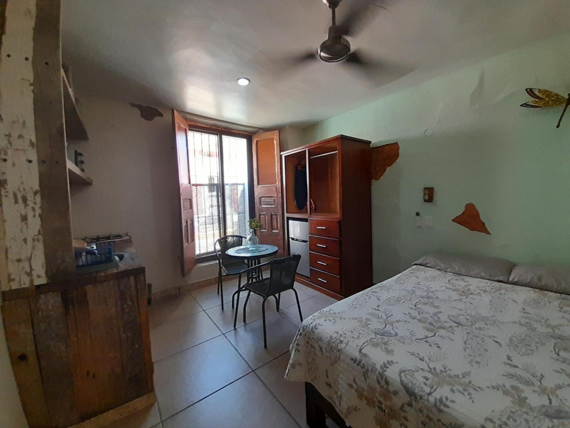Aguacate Suites Mazatlan Bagian luar foto