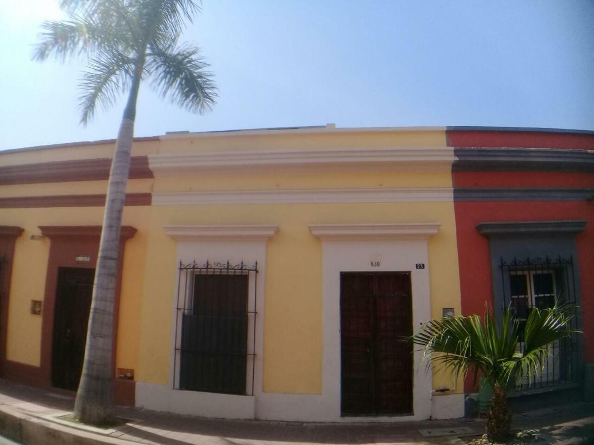 Aguacate Suites Mazatlan Bagian luar foto